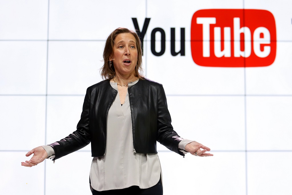 YouTube CEO steps down, severing longtime ties to Google