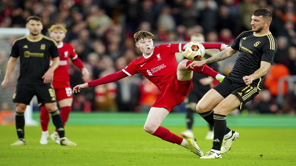 Liverpool and Leverkusen kept on track to meet in Europa League final