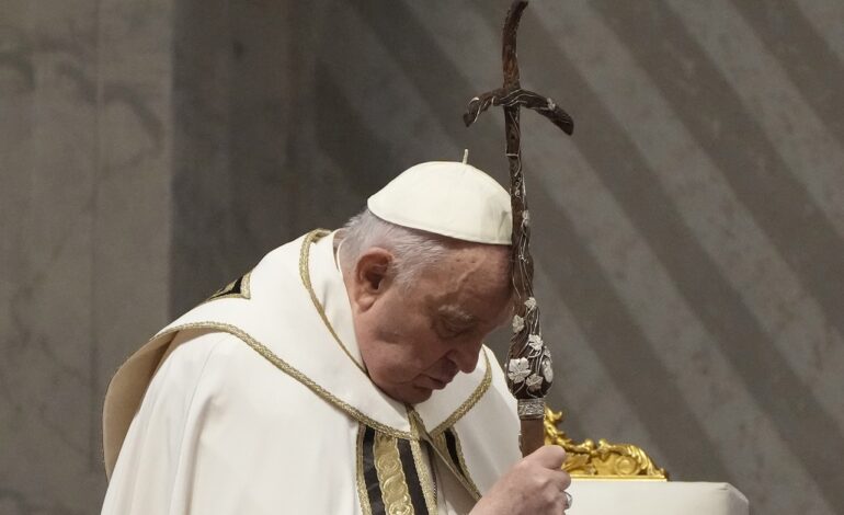 Pope issues lengthy marching orders to priests at Holy Thursday Mass