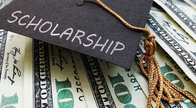 Ministry of Education Launches 2024 Season of Scholarship Applications