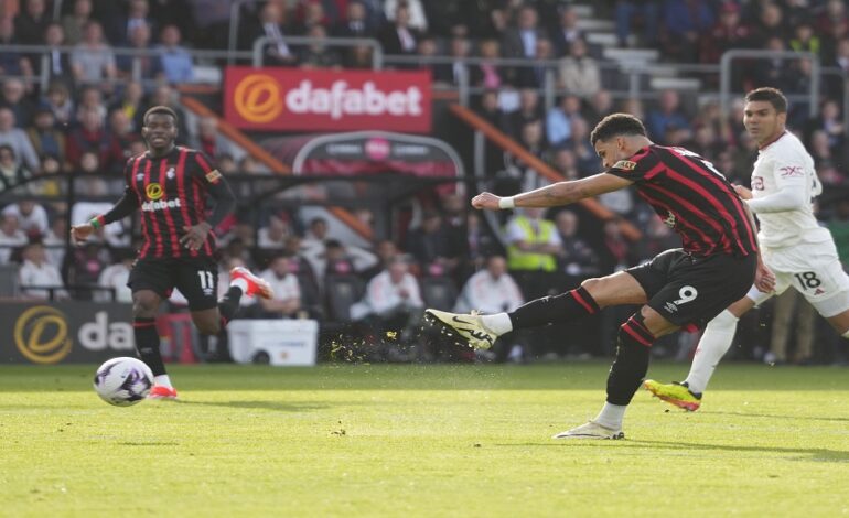 Disputed penalty gives Man U draw at Bournemouth