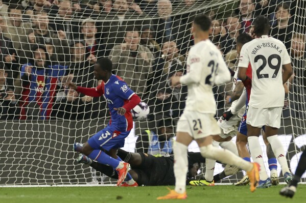 Palace rout demoralized Man United 4-0 in debut of RefCam