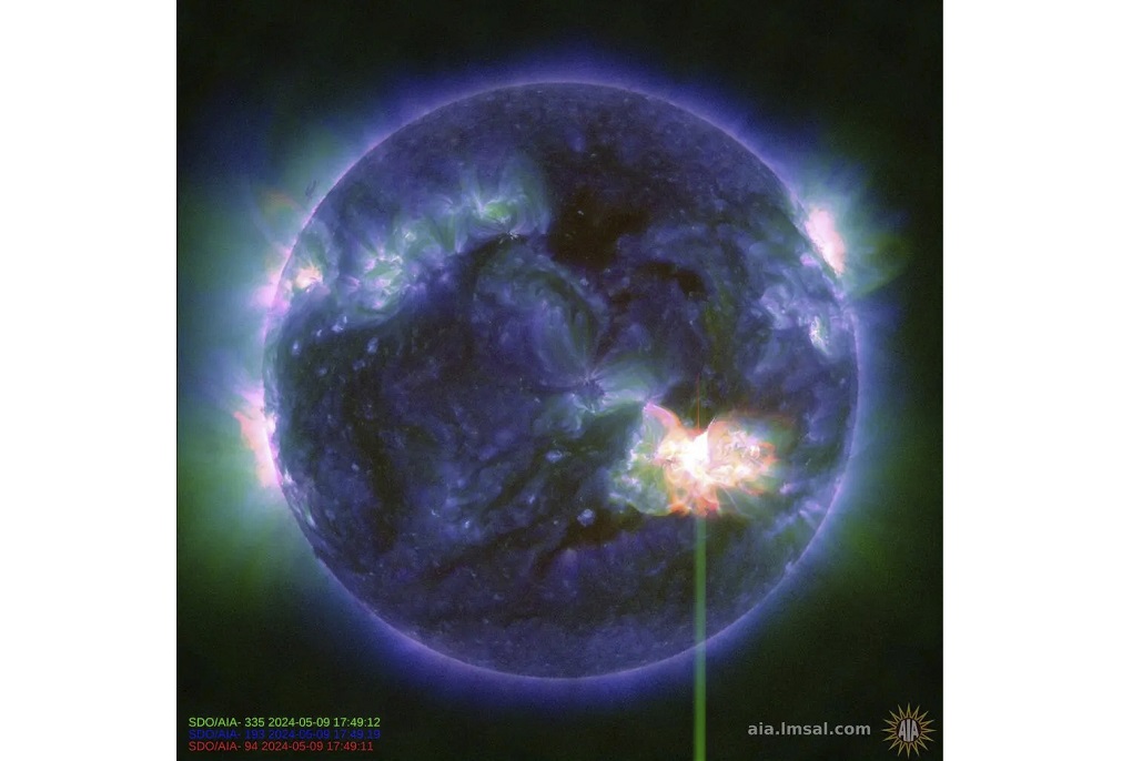 Strong solar storm hits Earth