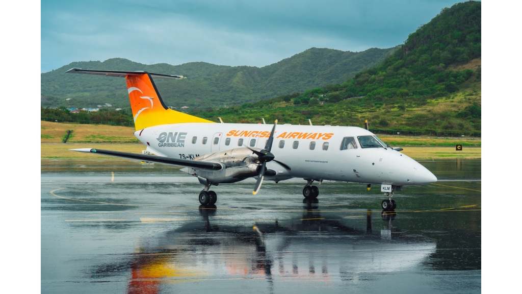 Antigua expects tourism boost with new Sunrise Airways flight