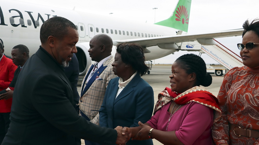 Plane carrying Malawi’s vice president missing