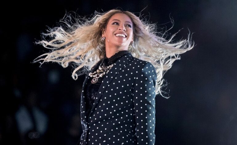 Beyoncé enjoys a sun-soaked birthday in Turks & Caicos with Jay-Z