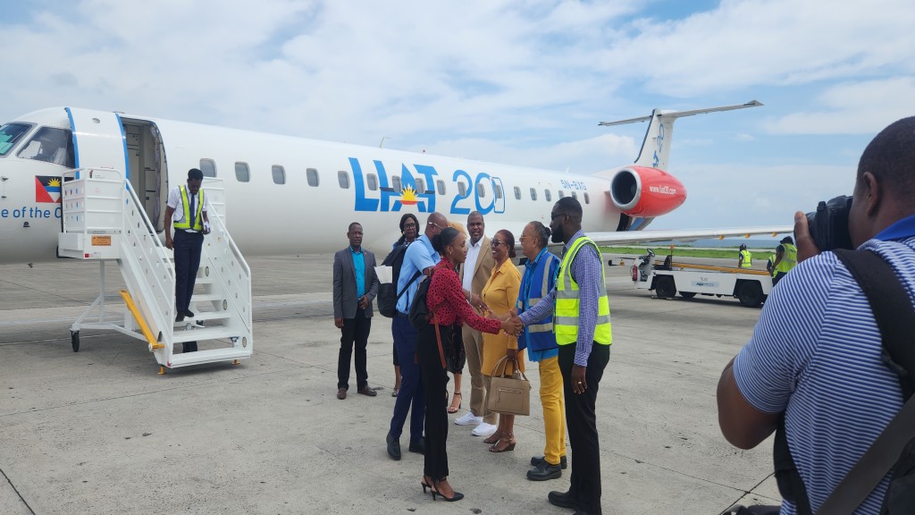 LIAT20 launches inaugural flight to Grenada