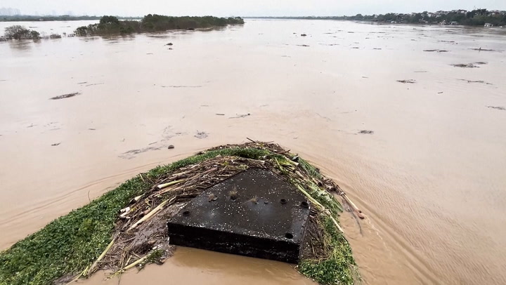 Vietnam typhoon death toll rises to 233