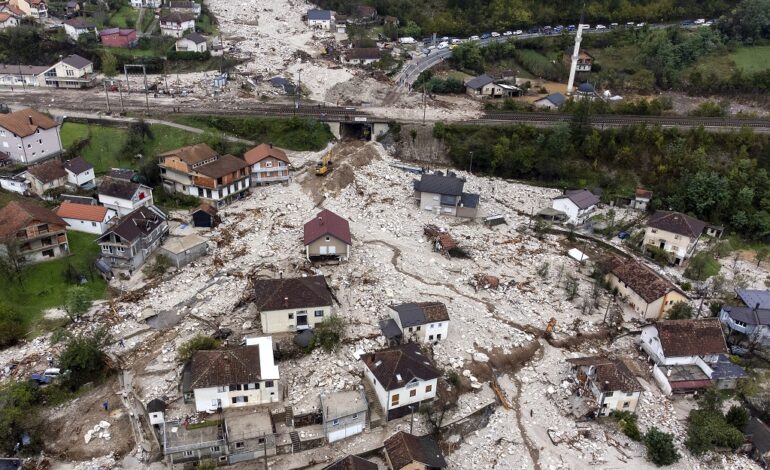 International rescue teams arrive in Bosnia after devastating floods