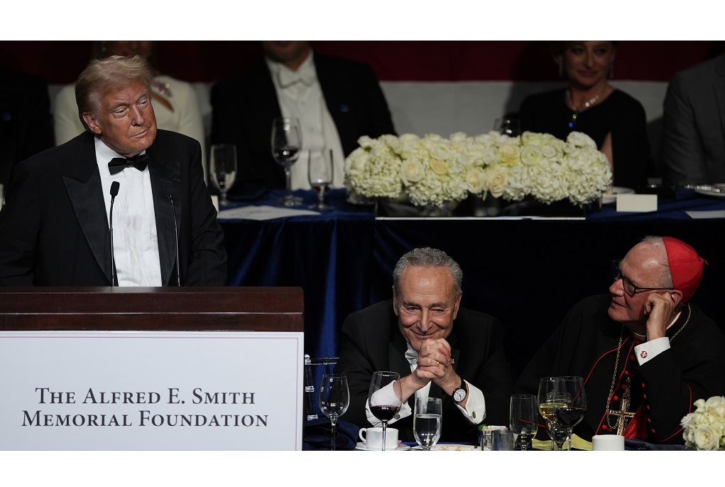 Trump delivers a pointed and at times bitter speech at Al Smith dinner