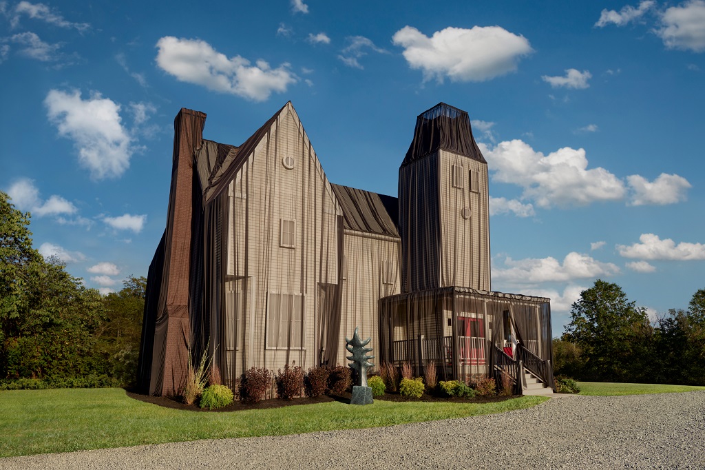 Visit the Deetz Residence from Beetlejuice Beetlejuice – on Airbnb